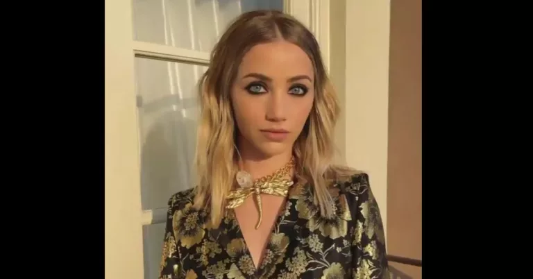 Emily Rudd Siblings – Who Are Her Brother And Sister?