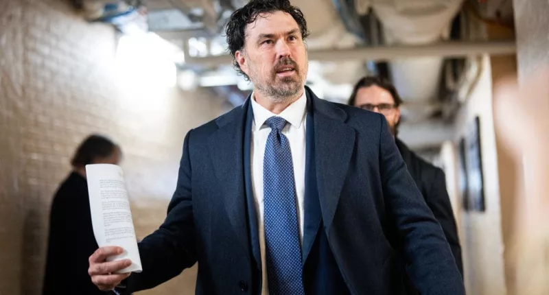 Former SEAL still fighting to defend country in Congress, this time on border security