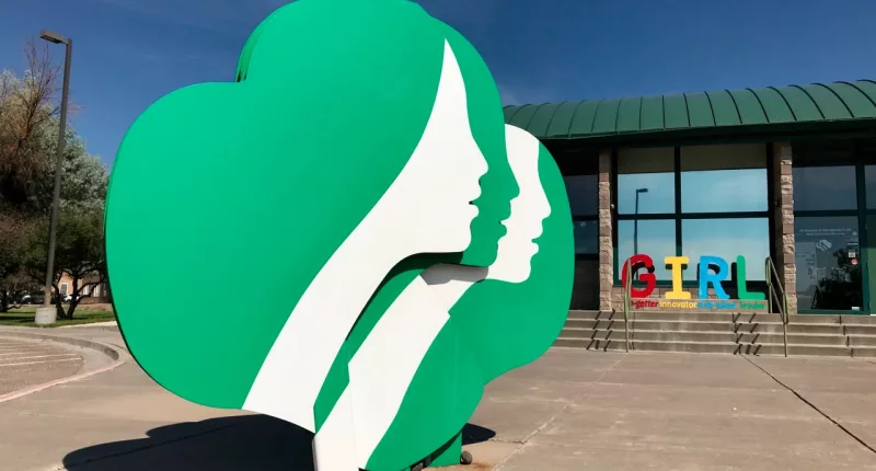 Girl Scouts 'regret any hurt' after St. Louis troop disbands over conflict