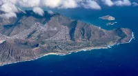 Hawaii chain of islands slowly migrating toward extinction