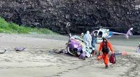 Hawaii tour helicopter crashes on remote Kauai beach, 1 injured