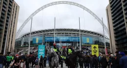 Hundreds of Liverpool fans left stranded outside Wembley Stadium ahead of Carabao Cup final after digital tickets failed to work