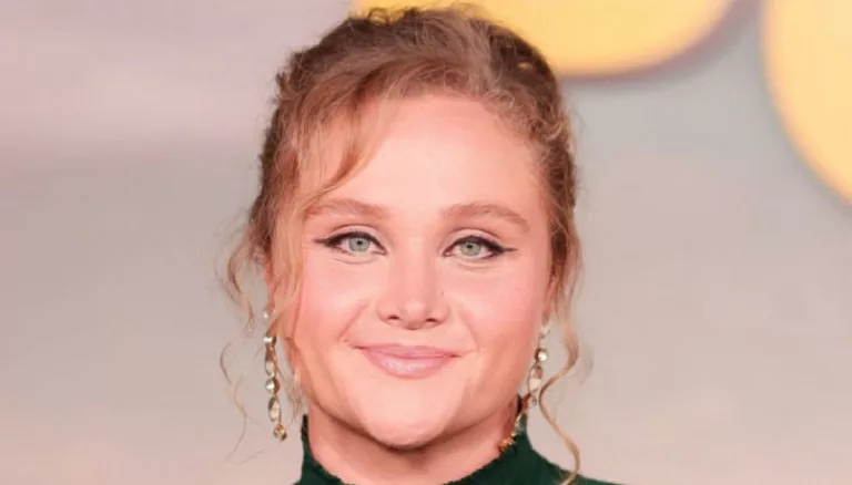 Is Actress Danielle Macdonald Married?