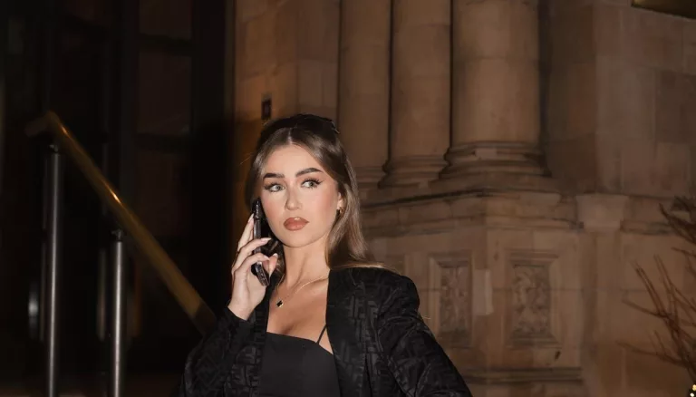 Is Georgia Steel Related To Dani Dyer, Are They Sisters?