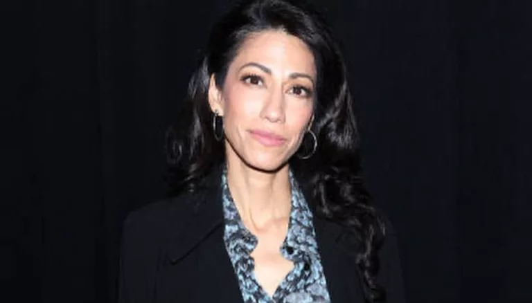 Is Huma Abedin Lesbian Or Dating Someone? Love Life
