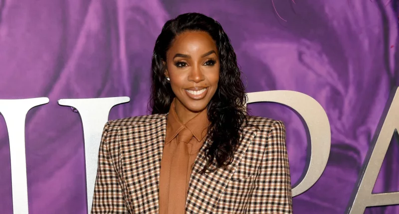 Is Kelly Rowland Pregnant with Baby #3?