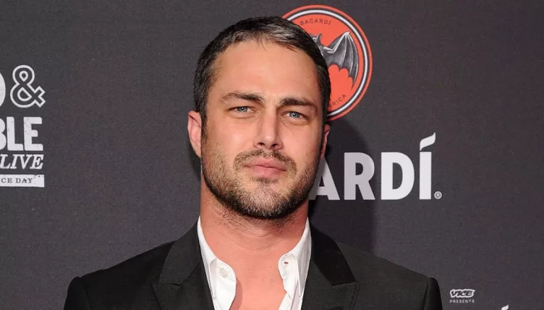 Is Taylor Kinney Leaving Chicago Fire Again