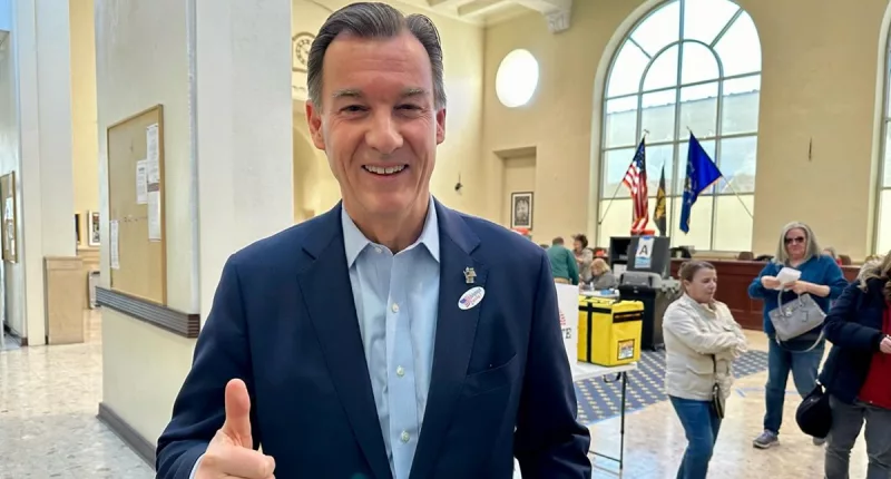 Tom Suozzi Italian