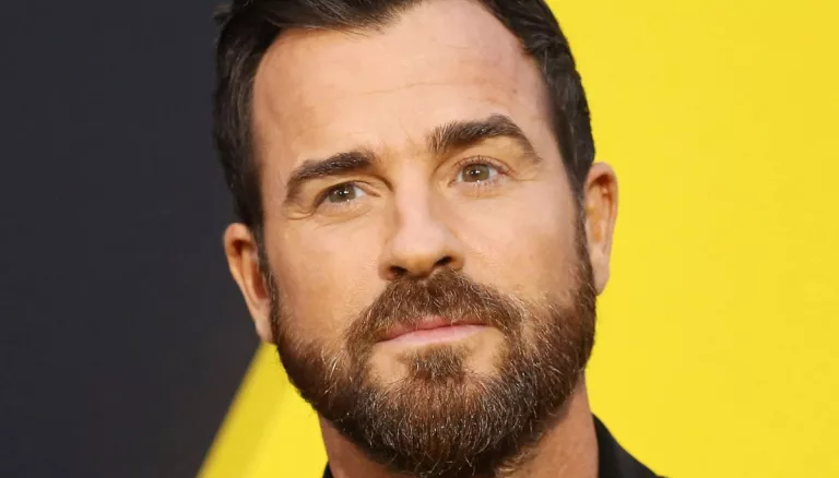 Justin Theroux Siblings: Brother Sebastian, Sister Elizabeth