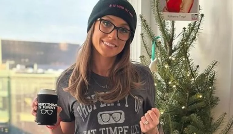 Kat Timpf Siblings: Sister Julia And Brother Elliot Timpf