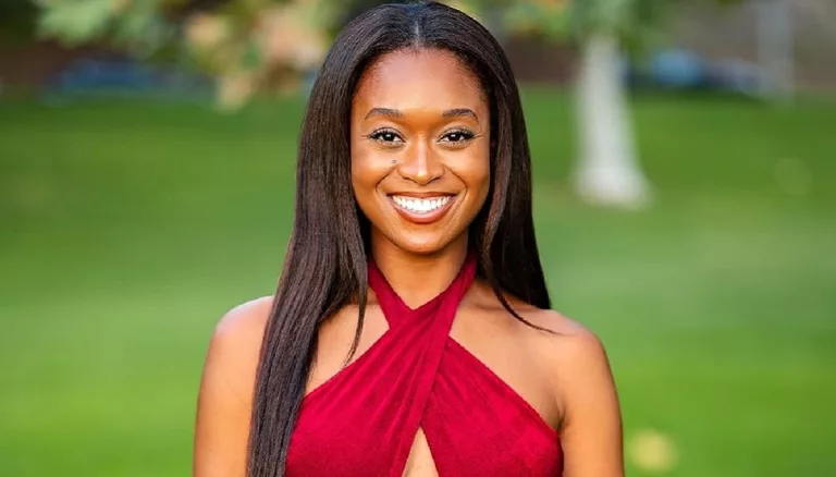 Kelsey The Bachelor Ethnicity Religion And Parents