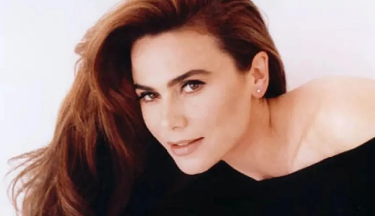 Meet Lena Olin Parents Stig And Britta, Ethnicity