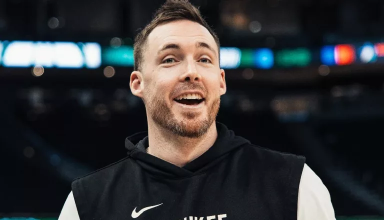 Meet Pat Connaughton Parents Susan And Leonard