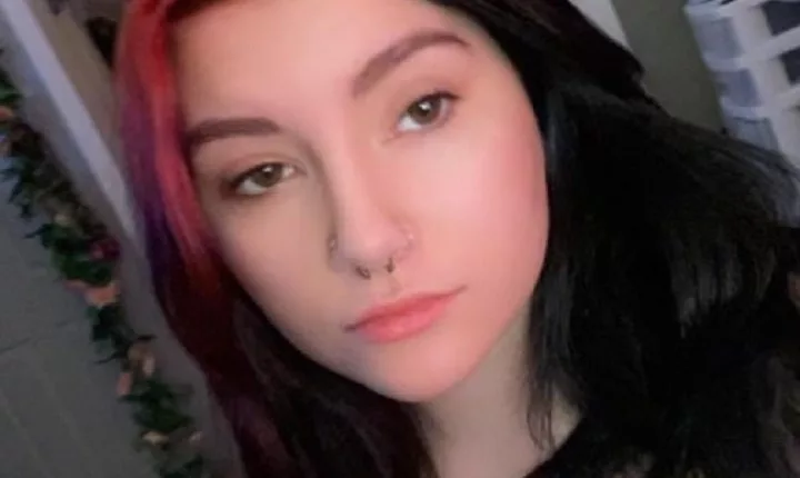 Pennsylvania man fatally stabs ex-girlfriend in front of authorities before stabbing himself: police