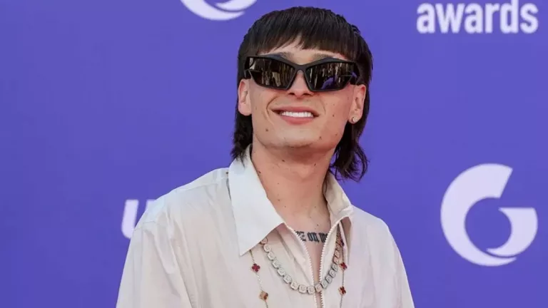 Peso Pluma Wig: Is His Hair Real Or Fake?