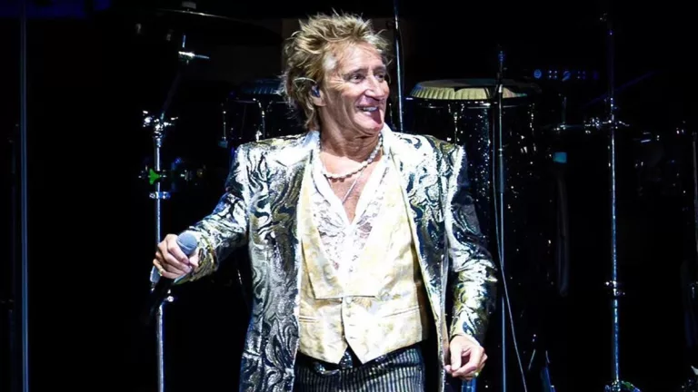 Rod Stewart Religion: Is He Christian? Ethnicity And Origin