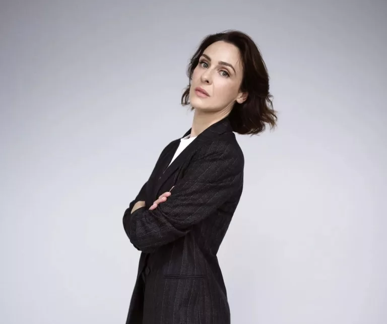 Roisin Gallagher Height: How Tall Is The Actress? Age