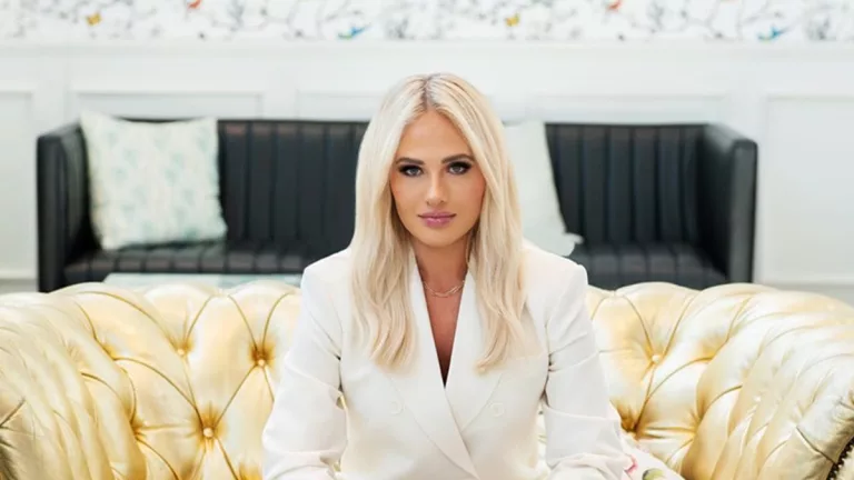 Tomi Lahren No Makeup 2024: Before And After Photos