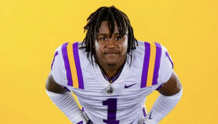 Trey Holly Age And Wikipedia, Meet The Football Player