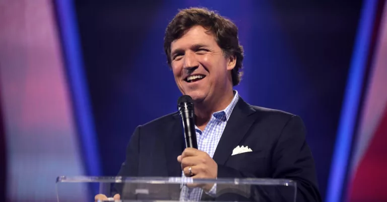 Tucker Carlson Sister And Brother – Who Are His Siblings?