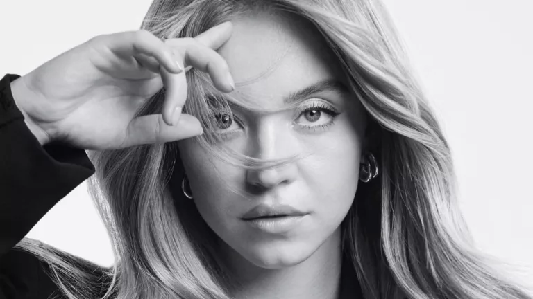 What Is Wrong With Sydney Sweeney Teeth? Health 2024