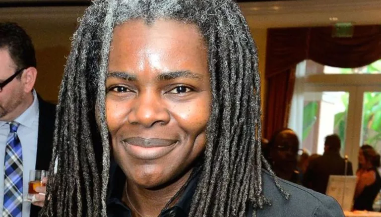 Who Is Tracy Chapman Sister Aneta Chapman, Siblings, Parents
