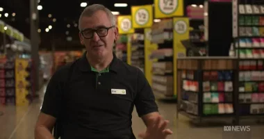 Woolworths CEO Brad Banducci announces he's stepping down days after walking out of ABC interview