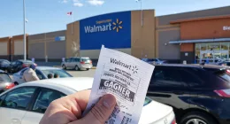 A Walmart shopper shared how they responded to a receipt check (stock)