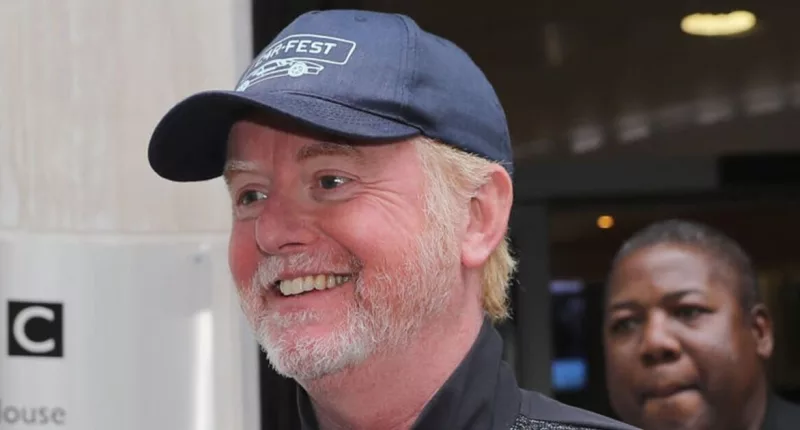 Chris Evans sold his house to George Michael who put it up for sale just one month later