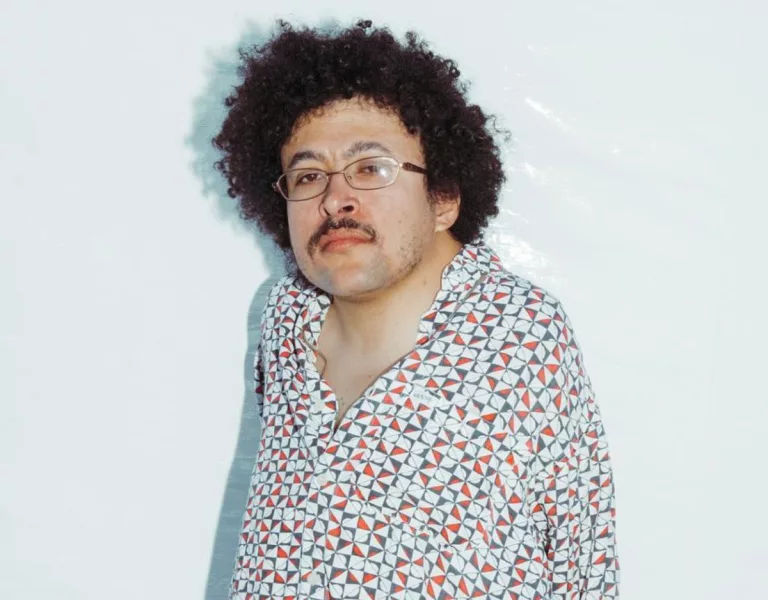 The estimated net worth of musician Cola Boyy is around $200,000.