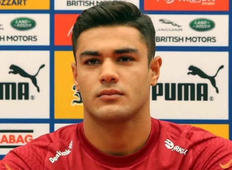 Embarking on a Familial Journey: Unveiling Ozan Kabak’s Brother Embre, Their Sibling Bond, and Age Difference