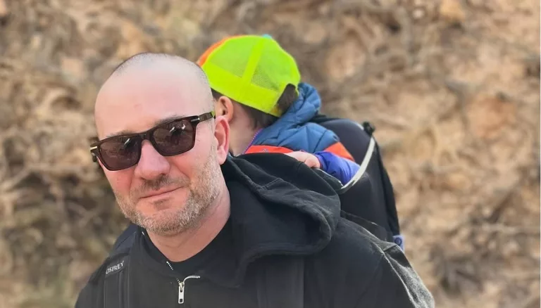 Exploring the Biography, Age, and Family of Shawn Ryan: A Detailed Look into the Life of a Navy SEAL – Wikipedia Overview