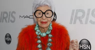 Iris Barrel Apfel, fashion icon known for her eye-catching style, dies at age 102