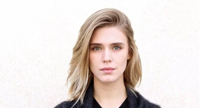 The Gentlemen: Is Gaia Weiss Transgender? Gender Sexuality