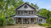 Johnny Cash's Tennessee estate is on the market for $6.25 MILLION