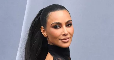 Kim Kardashian appears to make fashion faux-pas at Balenciaga PFW show