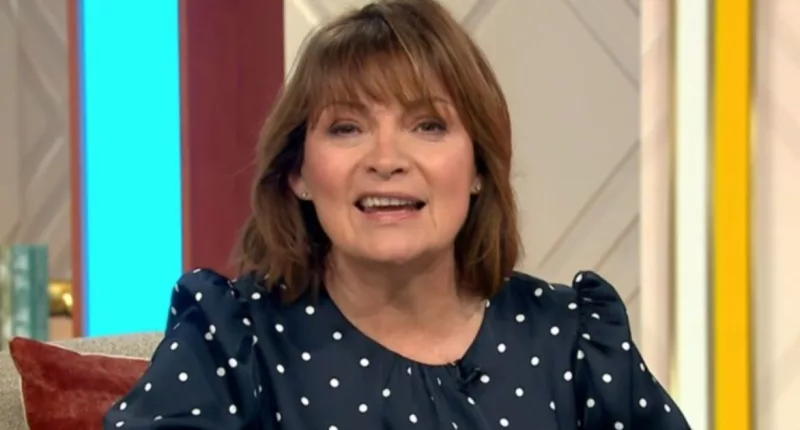 Lorraine Kelly's two-word response as ITV guest takes swipe at show absences on air