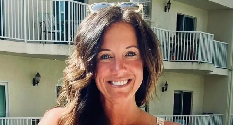 Mystery as healthy Indiana mom, 41, dies on flight home from Caribbean