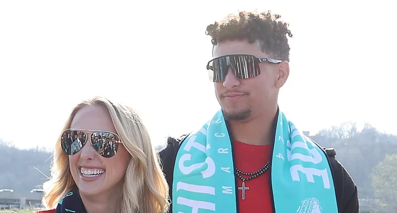 Patrick Mahomes and wife Brittany swap football for soccer