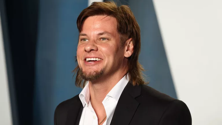 Get to Know Theo Von’s Parents: All You Need to Understand about His Mother and Father