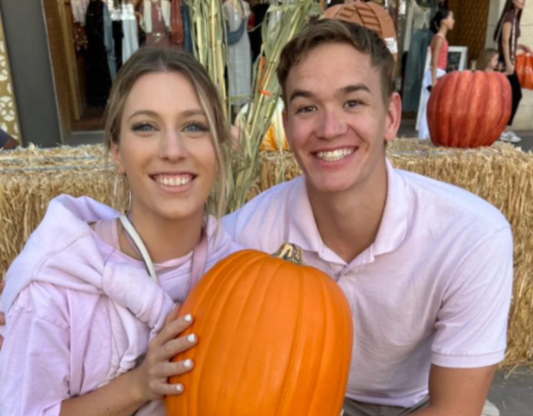 The Pink Shirt Couple: Find Out Their Names and Why They Broke Up