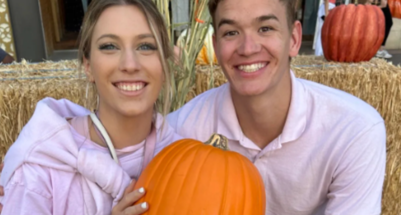 What Happened To The Pink Shirt Couple