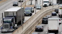 EPA sets stricter emissions limits for new heavy trucks, buses