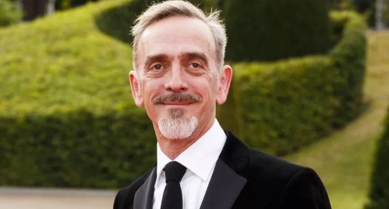 Adrian Schiller Net Worth
