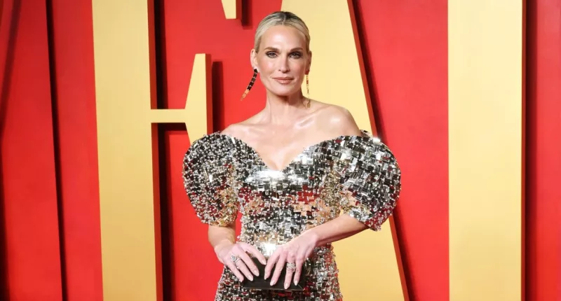 Molly Sims Criticized for Being 'Too Fat' at the Start of Her Modeling Career