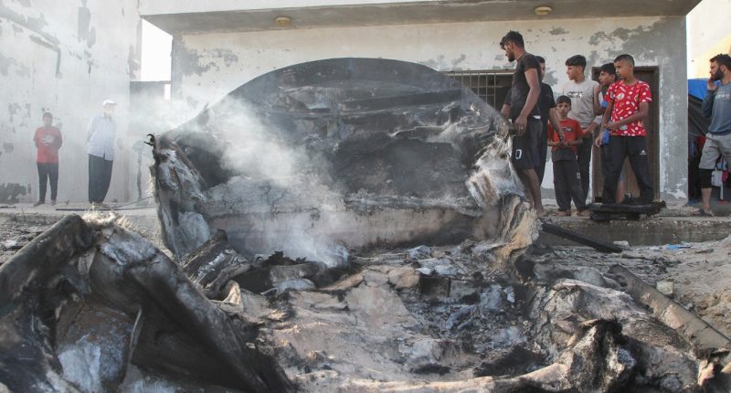 Night of intense fighting marks Israeli advance deeper into Rafah