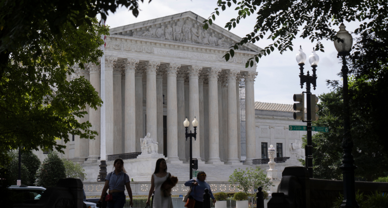 US Supreme Court halts EPA's 'good neighbor' rule on downwind pollution