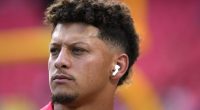 Patrick Mahomes staying out of election