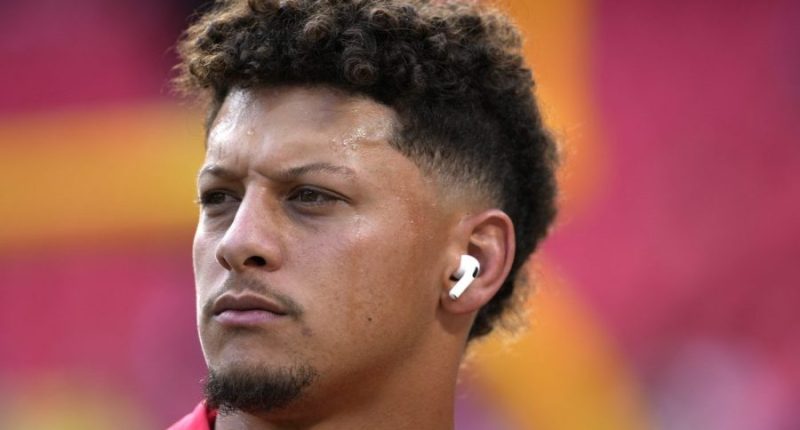 Patrick Mahomes staying out of election