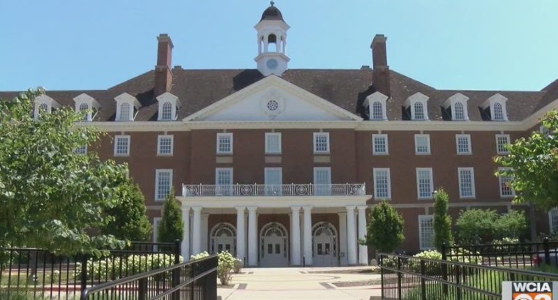 U of I building service workers could strike this weekend as negotiations continue to fail